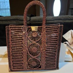 Vintage Elegant Woven Handbag - Brown Made in Italy